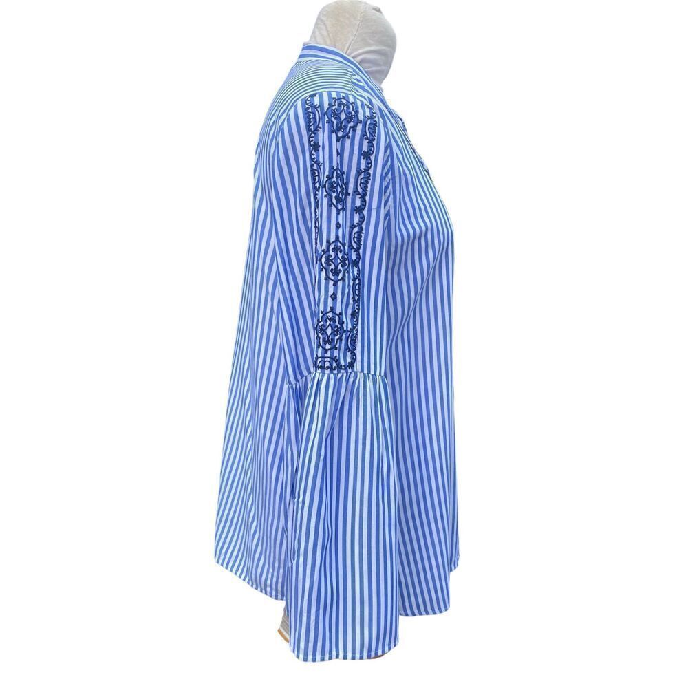 LOFT Blue & White Bell Sleeve Embroidered Top Sz M Boho Tunic Crisp Vacation - Picture 3 of 12